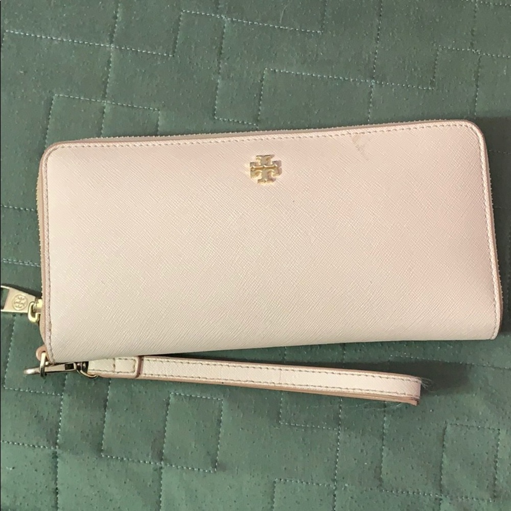 Tory Burch Wallet Wristlet